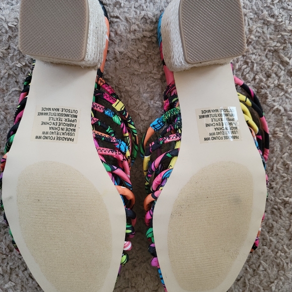 Strappy Colorful Slide Sandles - Size 9WW JustFab - Picture 3 of 4